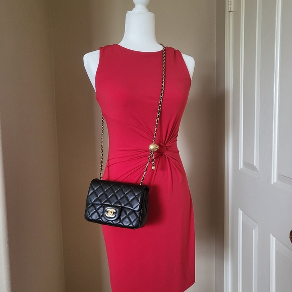 Excellent condition 2022 authentic Chanel 22B square mini Pearl Crush - Picture 3 of 17